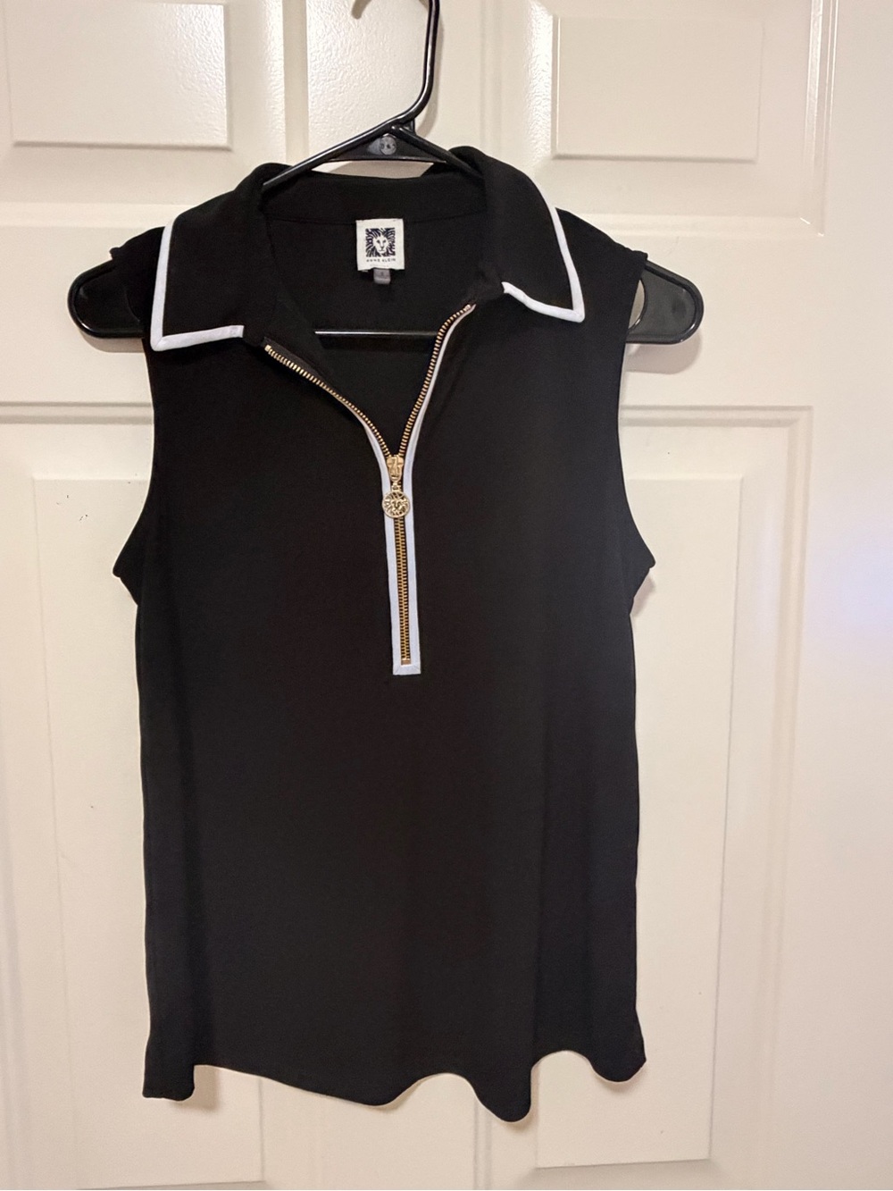 Anne Klein Black Sleeveless Polo Top with White Trim and Gold Zip
